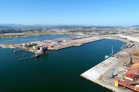 La APS contrata a la “UTE Silo Automóviles Puerto de Santander” la redacción del proyecto y la construcción de un silo de almacenamiento de vehículos en Raos