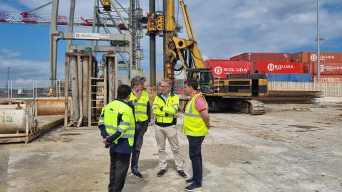 Visita a las obras de ampliación de vías para grúas portacontenedores en Raos 3