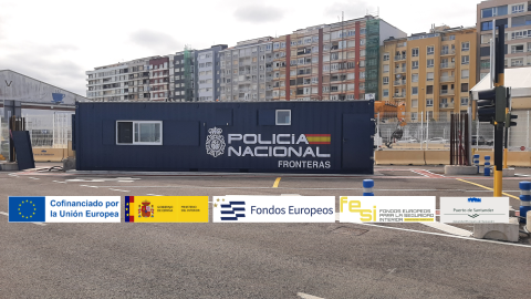Sistema de Estradas y Salidas de la UE en el Puerto de Santander.